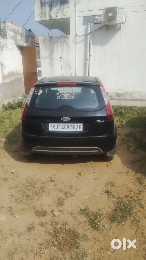 Ford Figo 1.2 Petrol 2010