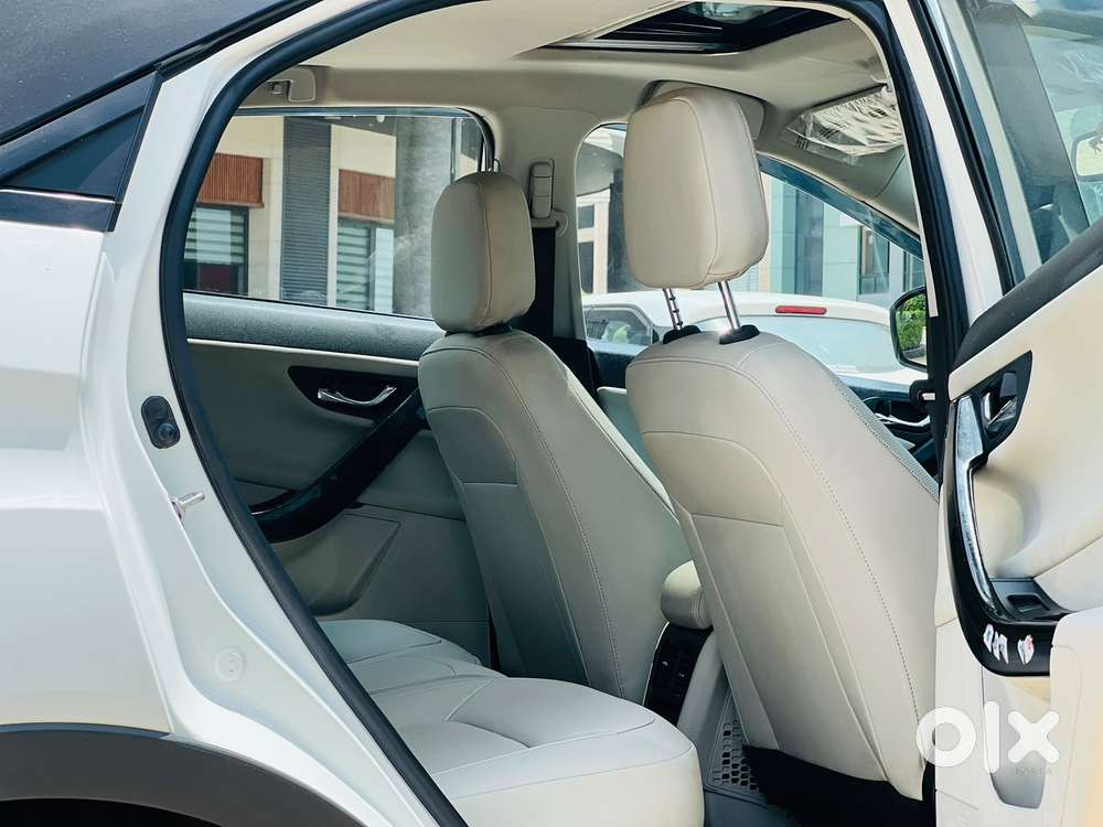 Tata Nexon 1.2 Revotron Xz, 2023, Petrol