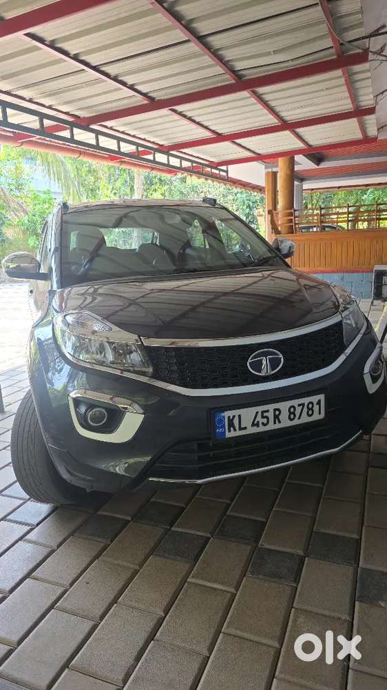 Tata Nexon 2018 December Petrol 33000 Km Driven