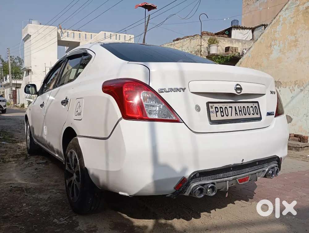 Nissan Sunny 2012 Diesel 203000 Km Driven