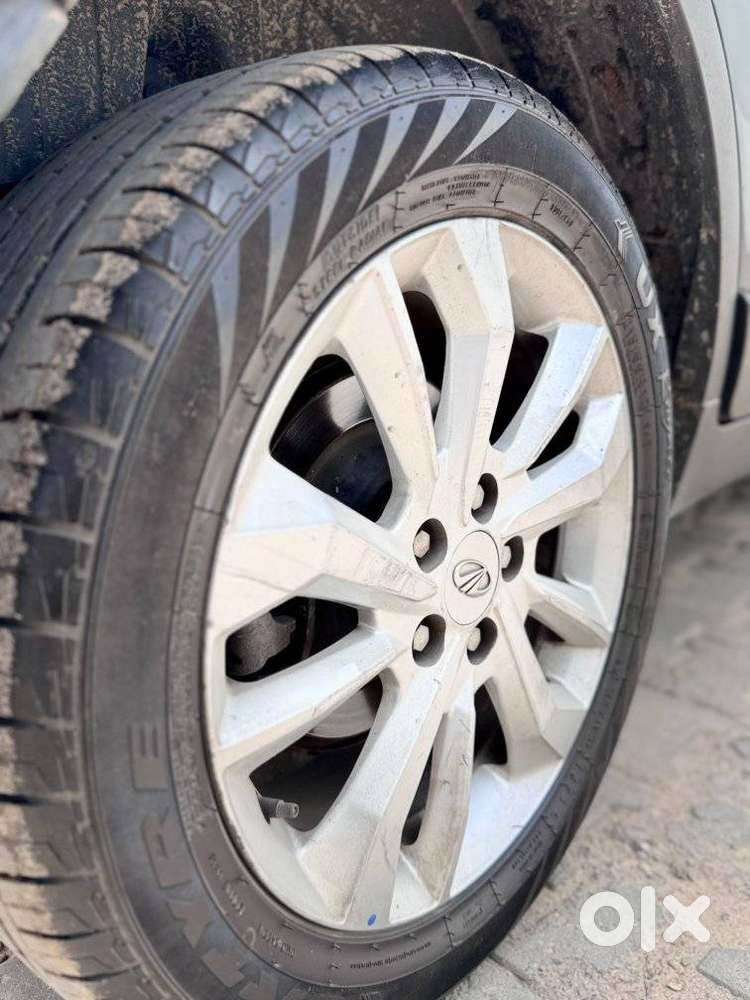 Mahindra Xuv300 W8 Amt Diesel, 2019, Diesel