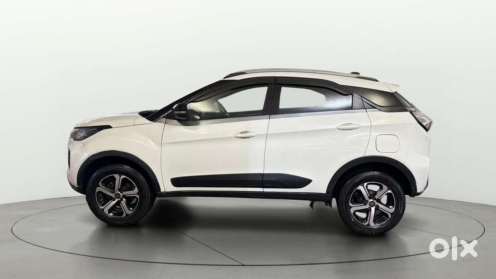 Tata Nexon 1.2 Revotron Xz Plus, 2022, Petrol