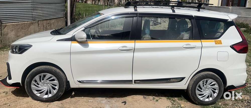 Maruti Suzuki Ertiga 2024 Petrol 13000 Km Driven