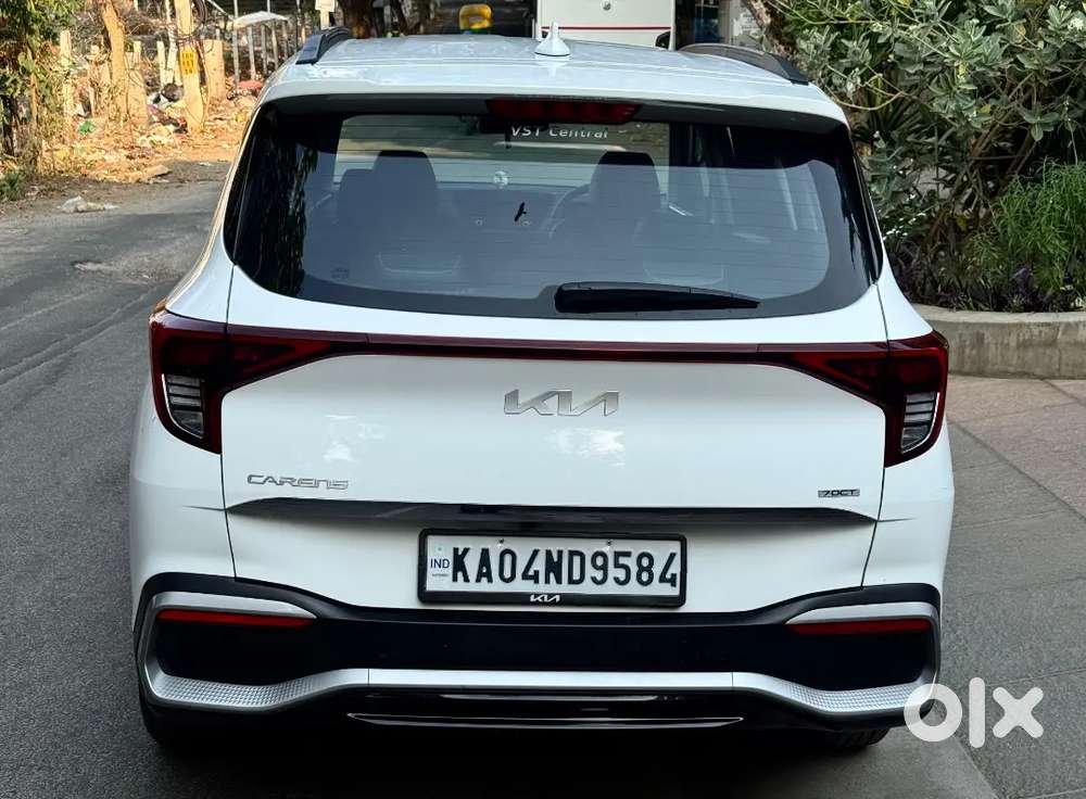Kia Carens Prestige Plus (o) 7-seater Turbo Petrol Dct — 2024
