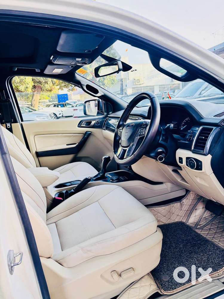 Ford Endeavour Titanium Plus 4x4, 2017, Diesel