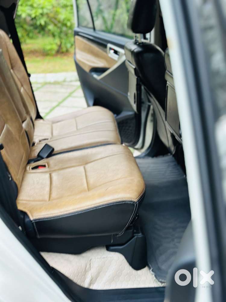 Toyota Innova Crysta 2.4 V 7 Str, 2018, Diesel