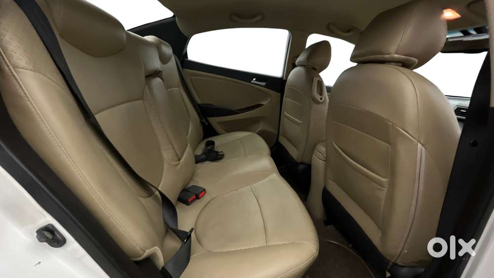 Hyundai Verna [2015-2018] Fluidic 4s 1.6 Vtvt Sx, 2015, Petrol