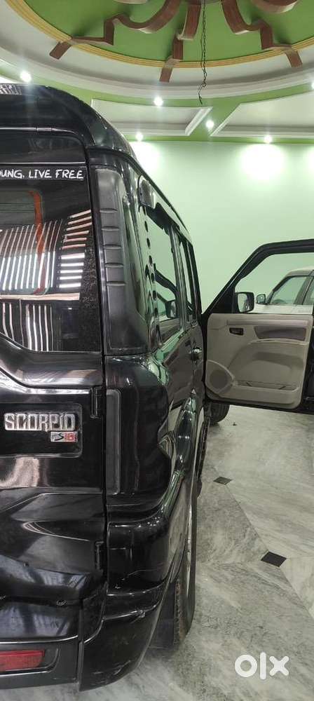 Mahindra Scorpio 2016 Diesel Well Maintained