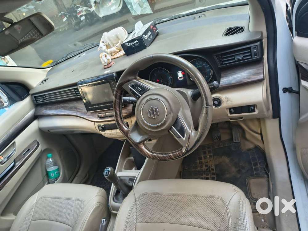 Eritiga Smart High Breed Zxi+ Top End