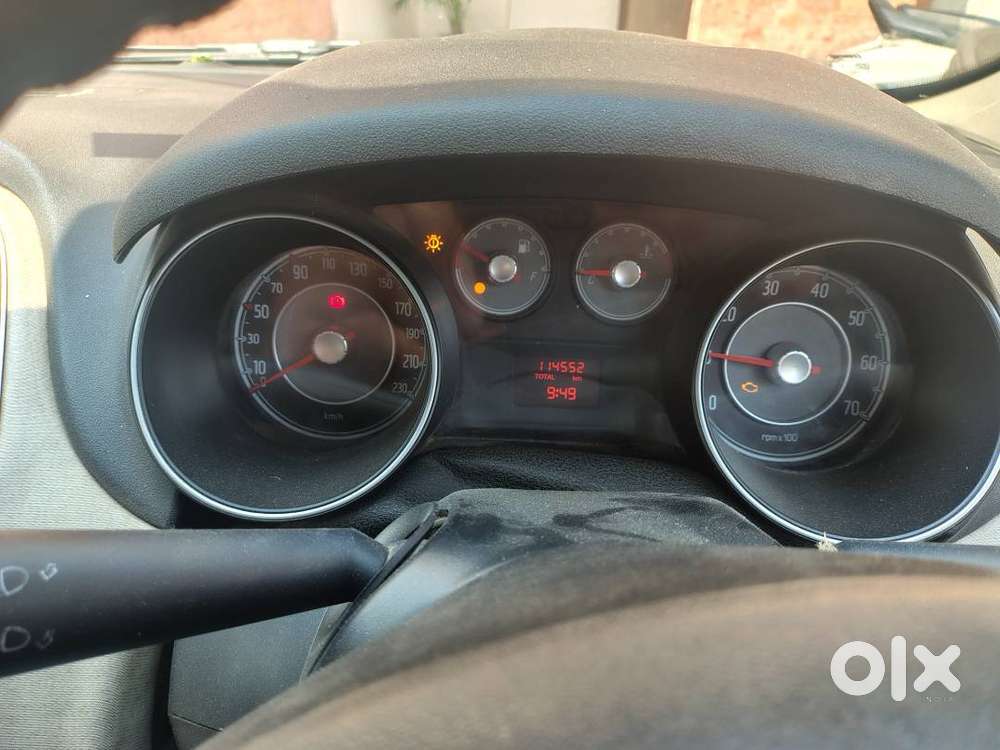 Punto Petrol + Cng Fit