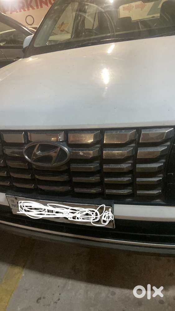 Hyundai Venue Petrol 2023