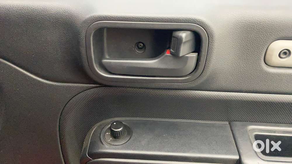 Mahindra Thar Lx 4-str Convertible At, 2021, Petrol