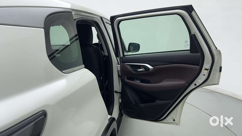 Maruti Suzuki Grand Vitara 1.5 Zeta Smart Hybrid At, 2023, Petrol