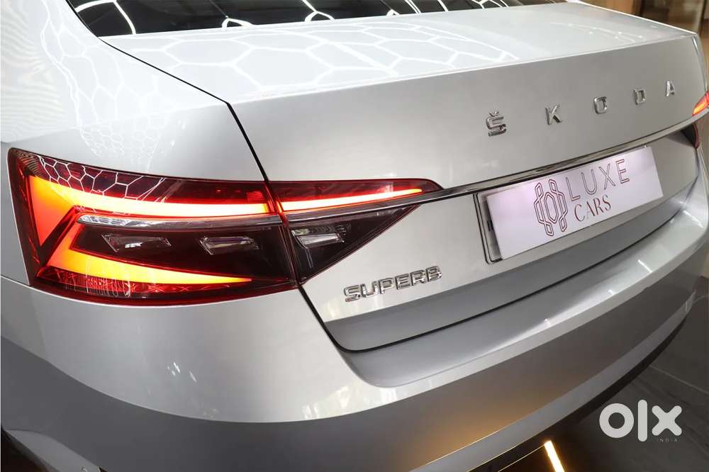 Skoda Superb 2.0 L&k Tsi At, 2022, Petrol