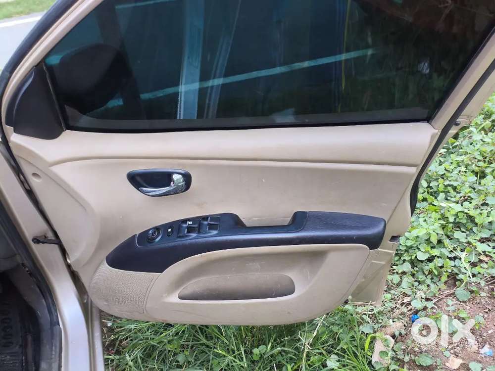 Hyundai I10 Sportz 2011 Petrol Manual
