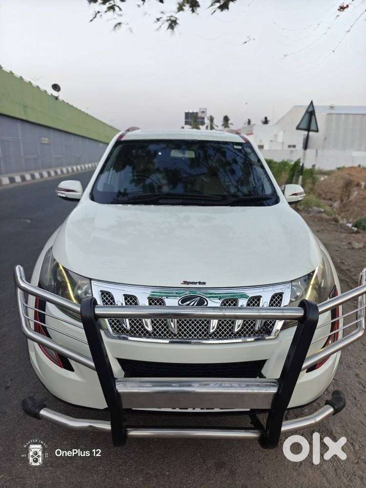 Mahindra Xuv500 2.2 W10 Sportz Edition Mt, 2017, Diesel