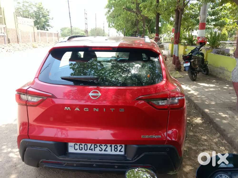 Nissan Magnite 2024 Petrol 33332 Km Driven