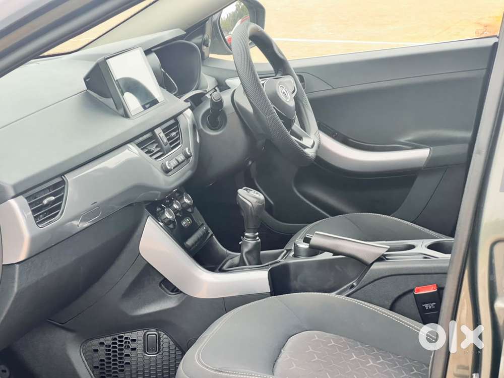Tata Nexon 1.5 Revotorq Xm (s), 2021, Diesel