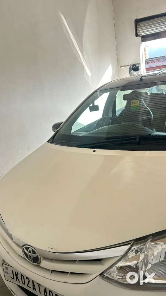 Toyota Etios 2011 Petrol 72000 Km Driven