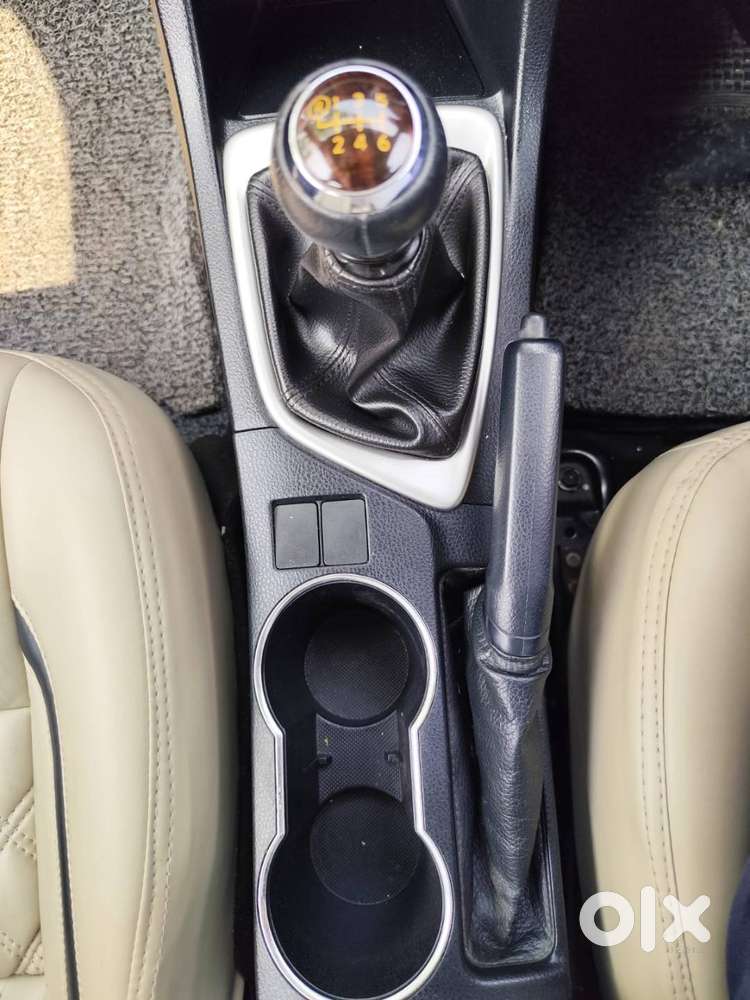 Toyota Corolla Altis 2016