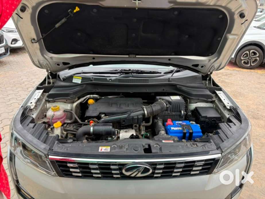 Mahindra Xuv300 W8, 2019, Petrol