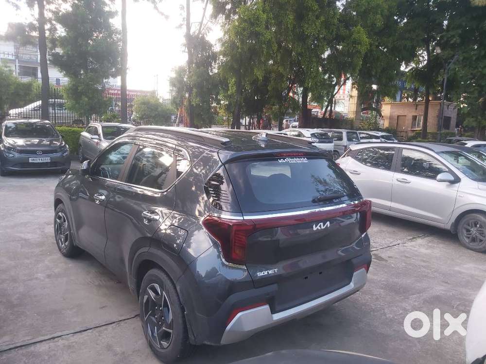 Kia Sonet 2024 Petrol Well Maintained
