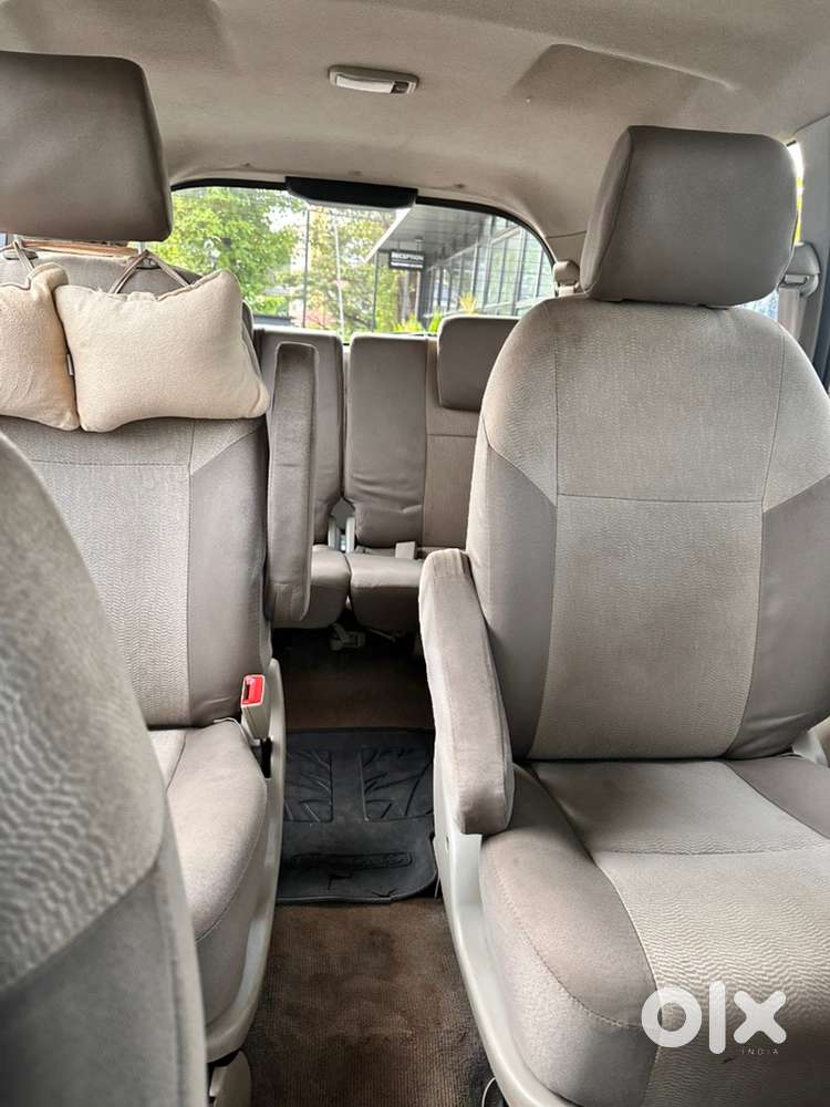 Toyota Innova Diesel 2014