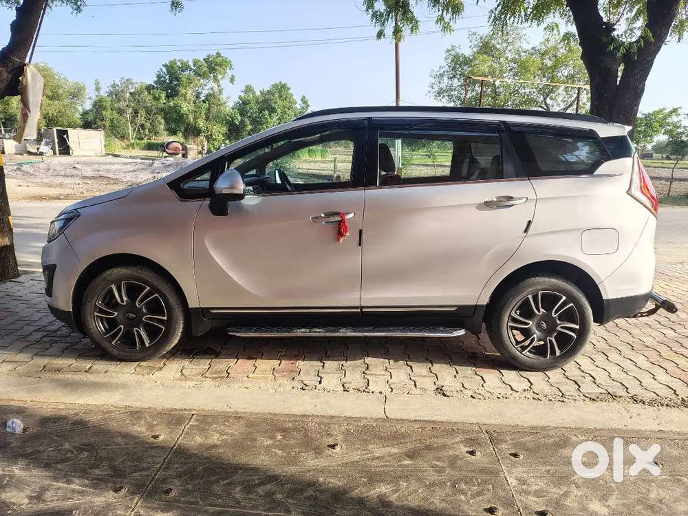 Mahindra Marazzo 2023 Diesel 32000 Km Driven Like New Condition