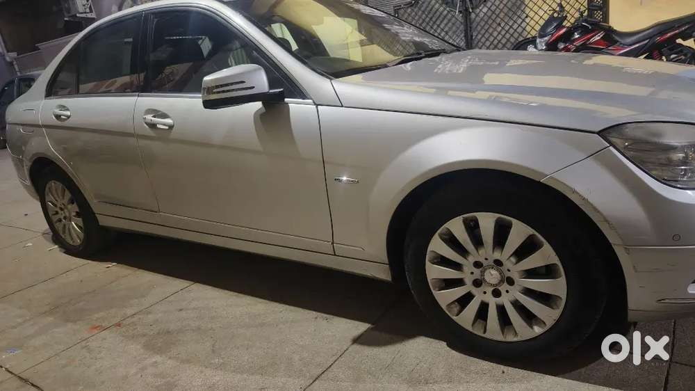 Mercedes-benz C-class 2011 Petrol Well Maintained
