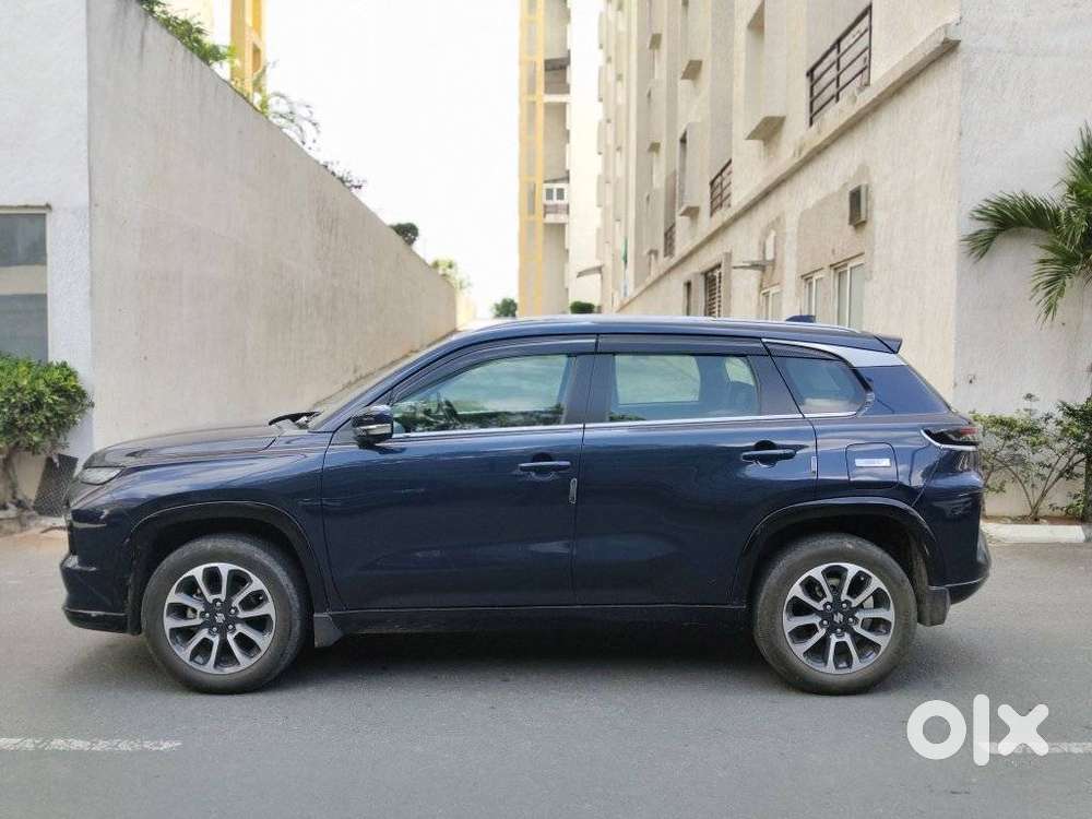 Maruti Suzuki Grand Vitara 1.5 Alpha Plus Intelligent Hybrid Ecvt, 2..