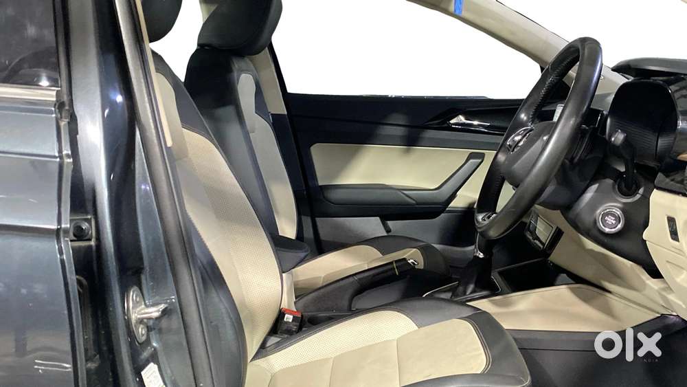 Skoda Slavia 1.0 Tsi Style At, 2024, Petrol