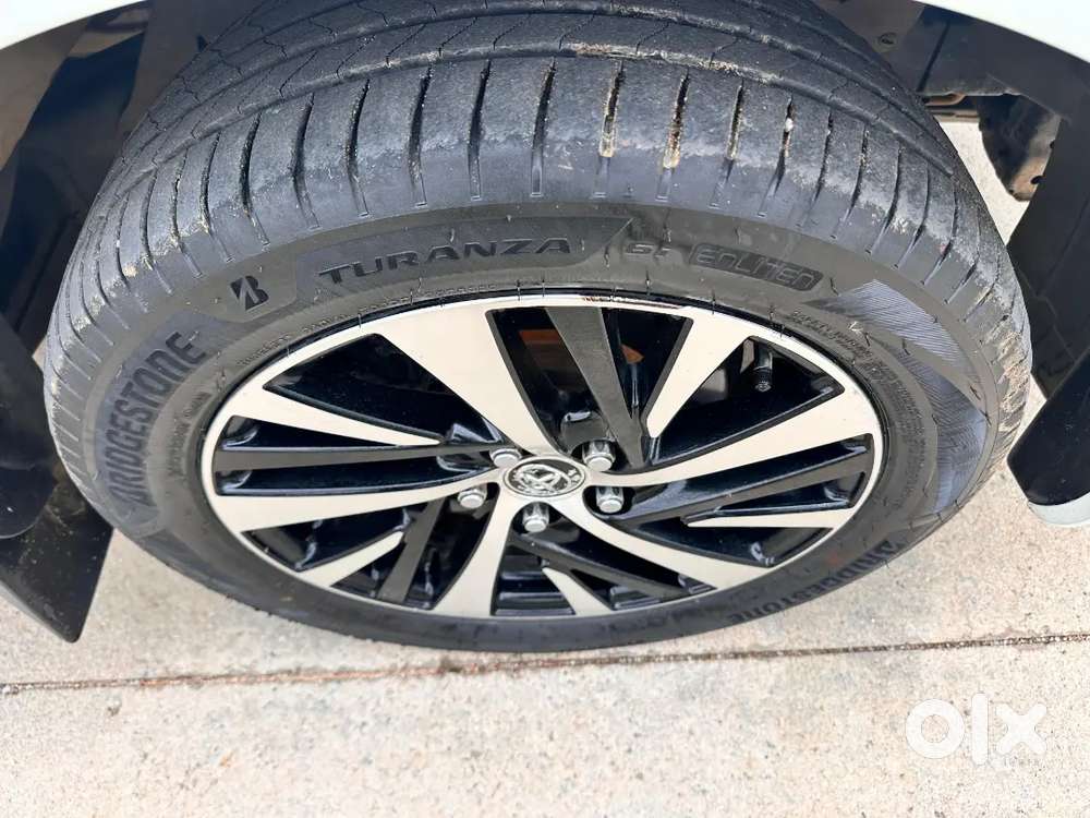 Innova Crysta 2.8 Zx At 2019/20 Single Owner