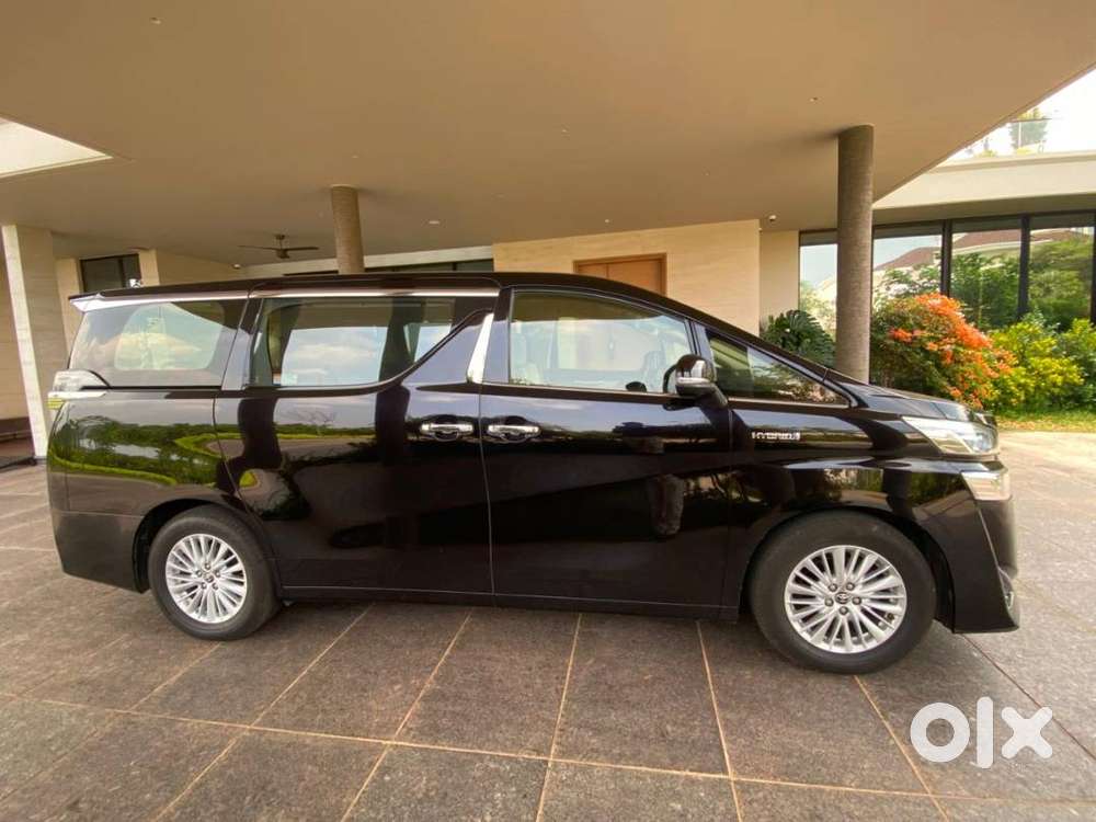 Toyota Vellfire 2021