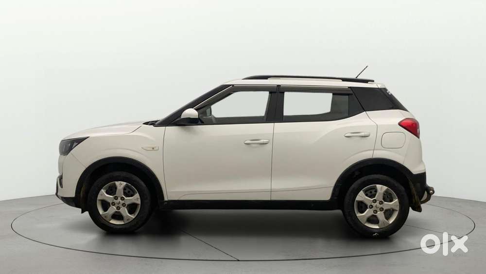 Mahindra Xuv300 W6, 2023, Petrol