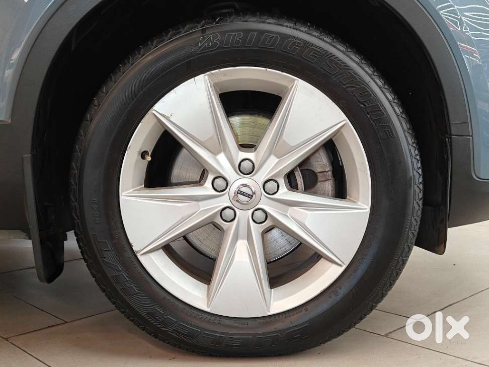Volvo Xc40 B4 Ultimate, 2023, Petrol