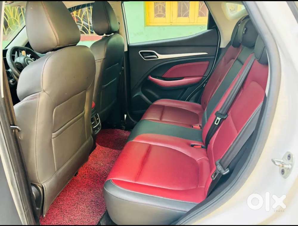 Mg Astor Savy Cvt Automatic Sangaria Red