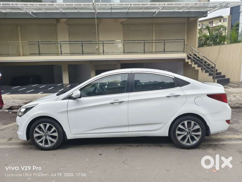Hyundai Verna 1.6 Crdi At Sx Option, 2015, Diesel