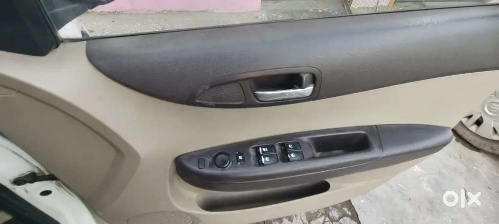 Hyundai I20 Asta 2009 Koi Problem Ni H Ek Ok Gadi H