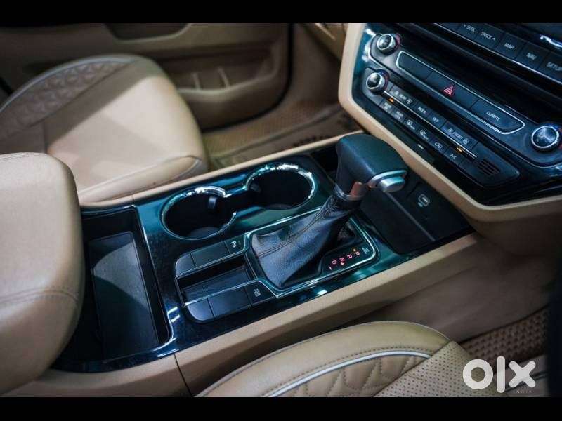 Kia Carnival Limousine, 2021, Diesel