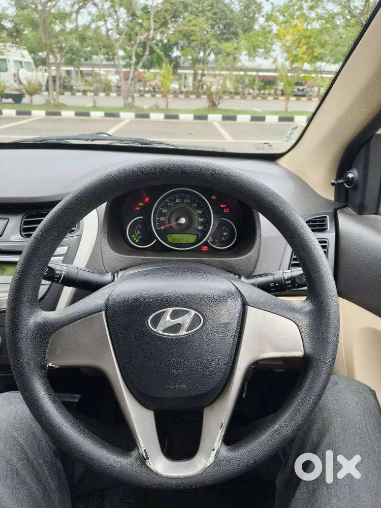 Hyundai Eon Sportz, 2012, Petrol
