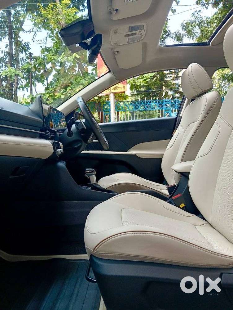 Hyundai Verna 1.5 Sx (o) Ivt, 2024, Petrol