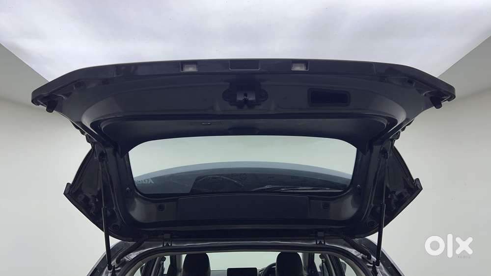 Tata Nexon Creative Plus 1.2 Revotron Petrol 6 Mt, 2024, Petrol