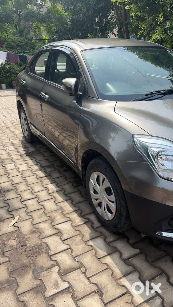 Model 29dec202l,41500kms,grey Colour All Original Paint,two Keys