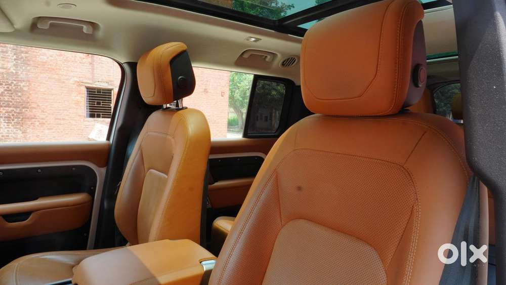 Land Rover Defender 3.0 L 130 Hse, 2023, Petrol