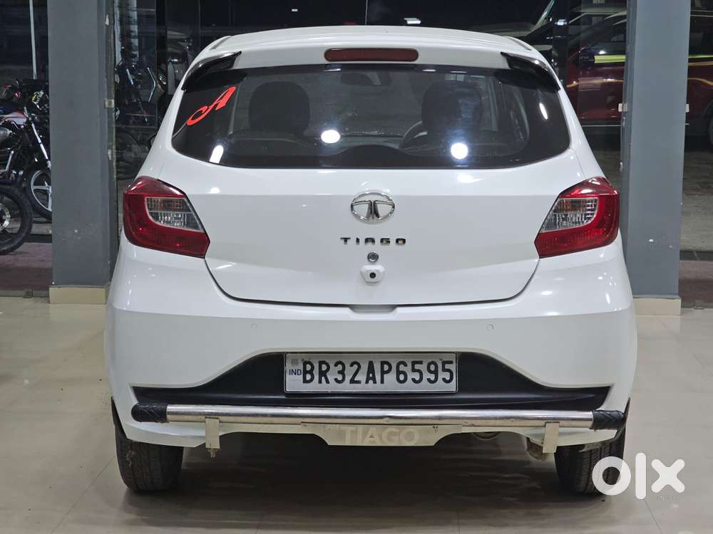 Tata Tiago 1.05 Revotorq Xt Option, 2023, Petrol