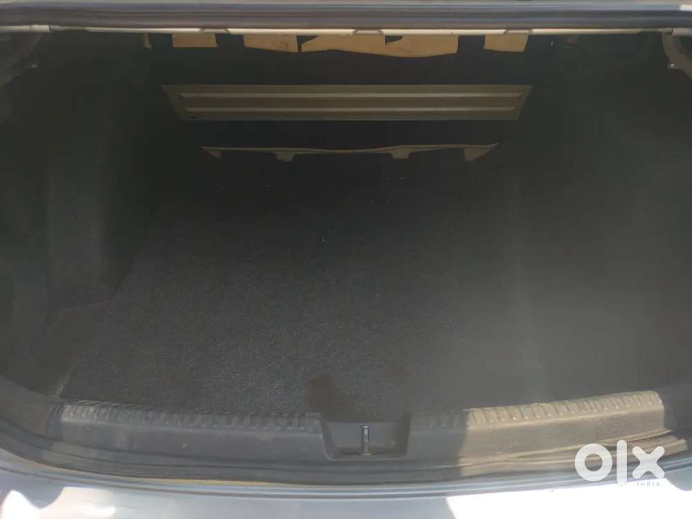 Volkswagen Vento 1.6 Mpi Highline