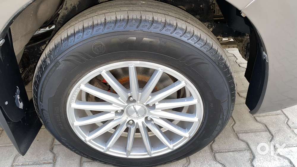 Toyota Innova Crysta 2.4 G Plus Mt, 2017, Diesel