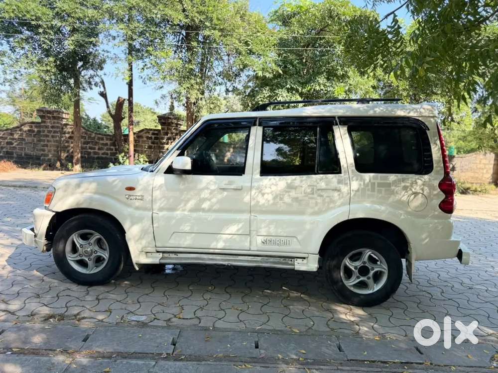 Mahindra Scorpio 2011 Manual Diesel