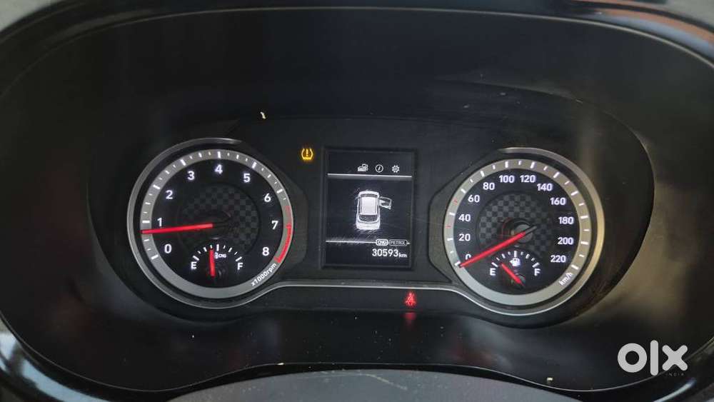 Hyundai Grand I10 Nios Sportz 1.2 Kappa Cng, 2025, Cng & Hybrids