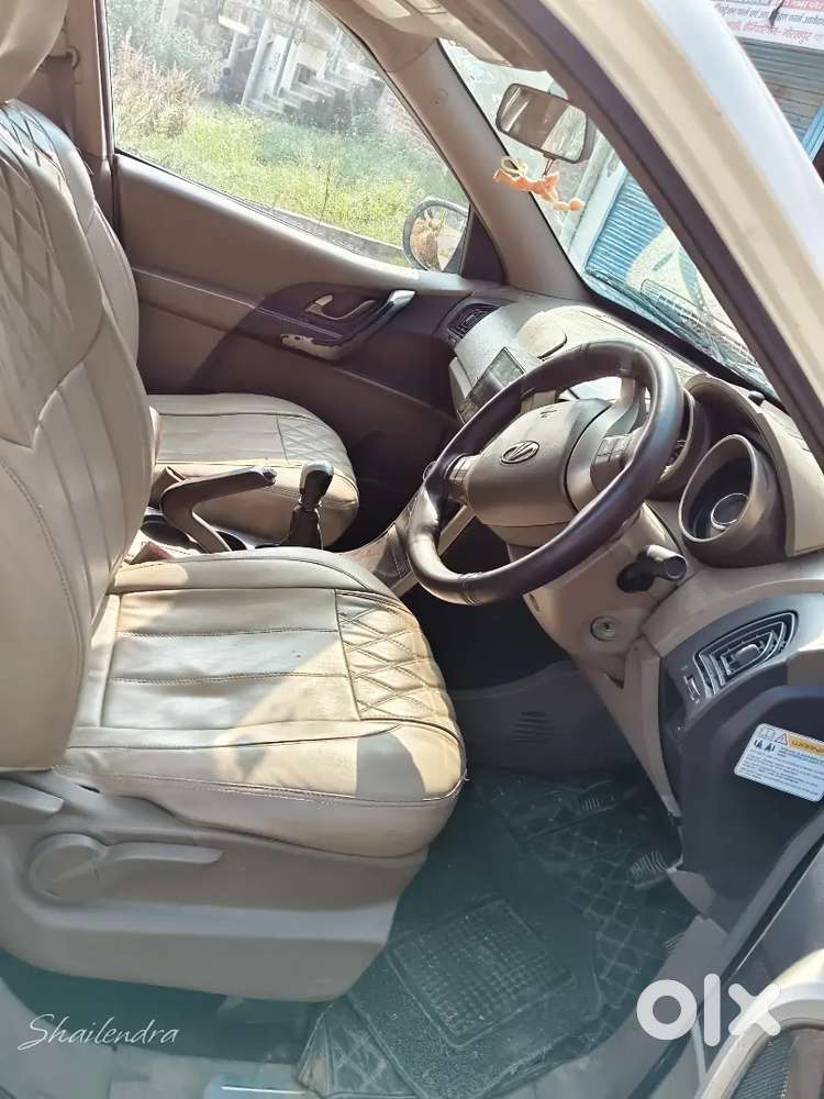 Mahindra Xuv700 W4 2014